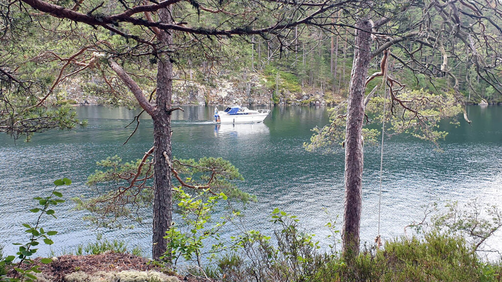 Djäknerundan, Karlsborg Tiveden - båt